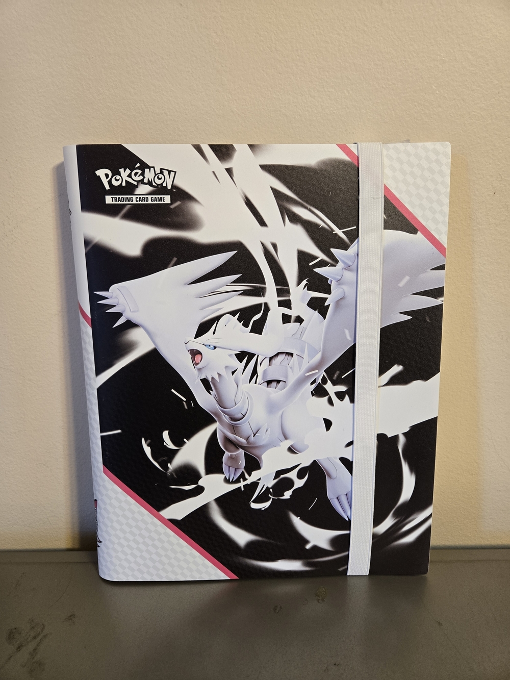 Pokémon Trading Card Game: Scarlet & Violet—White Flare Binder